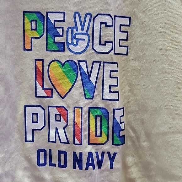 NWT Old Navy Cream Peace Love Pride Plus Size Graphic T-Shirt 3X - Picture 2 of 5